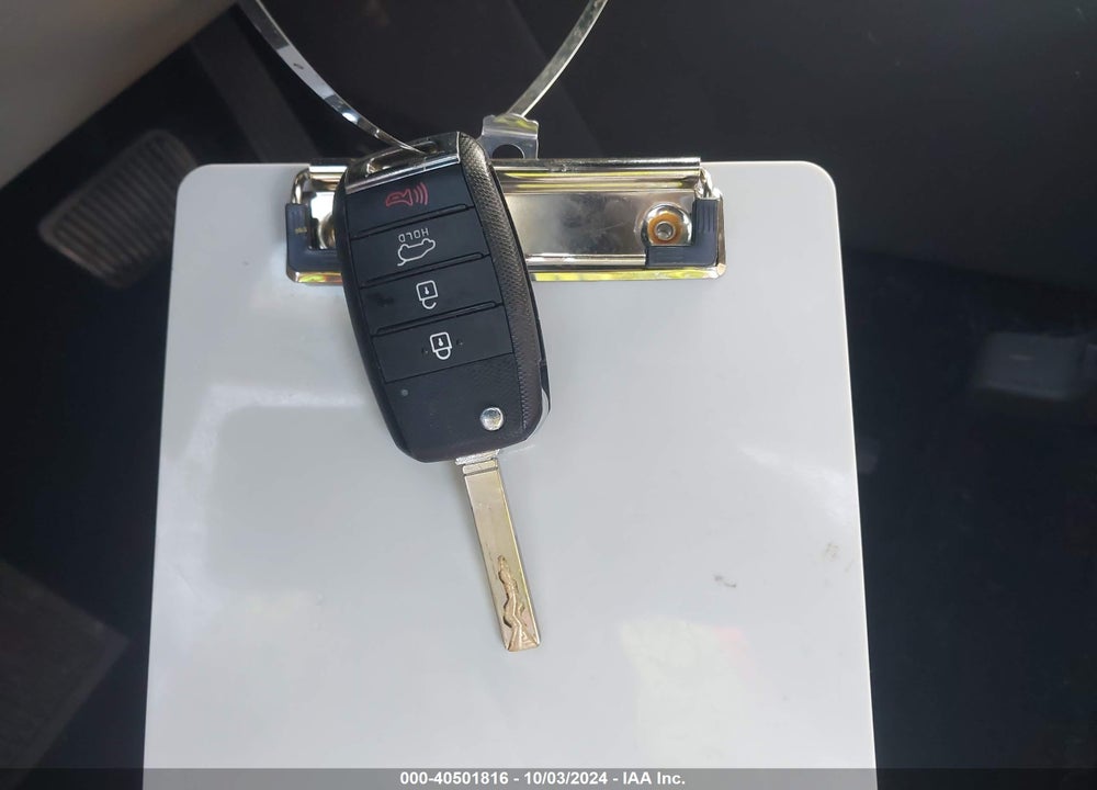 2019 KIA SPORTAGE LX VIN: KNDPMCAC2K7609453