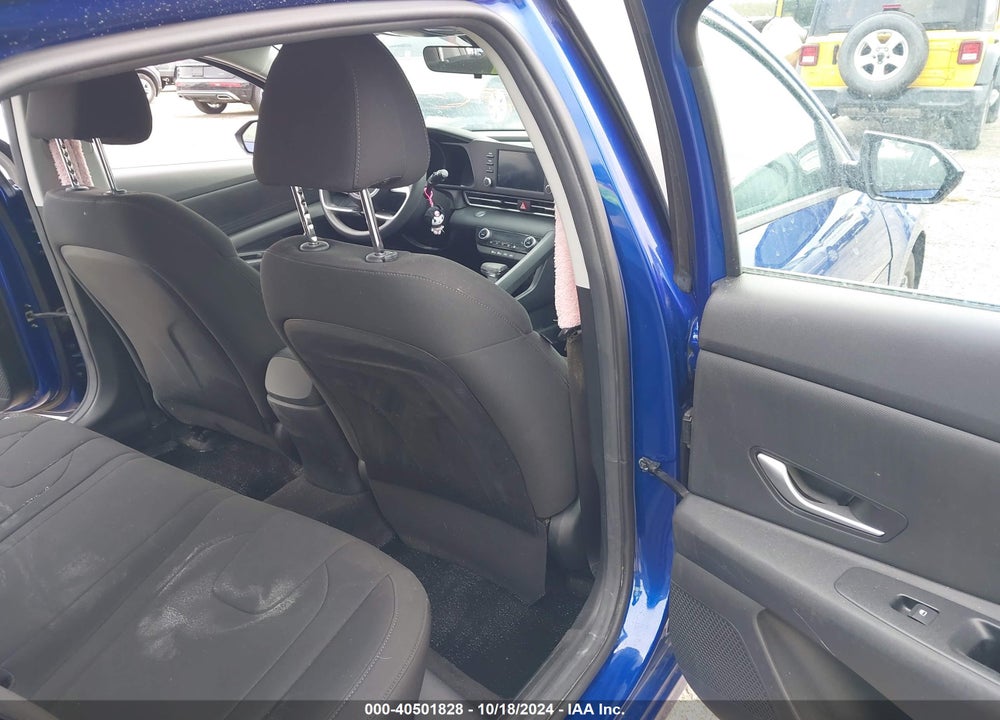 2023 HYUNDAI ELANTRA VIN: 5NPLM4AG0PH115618