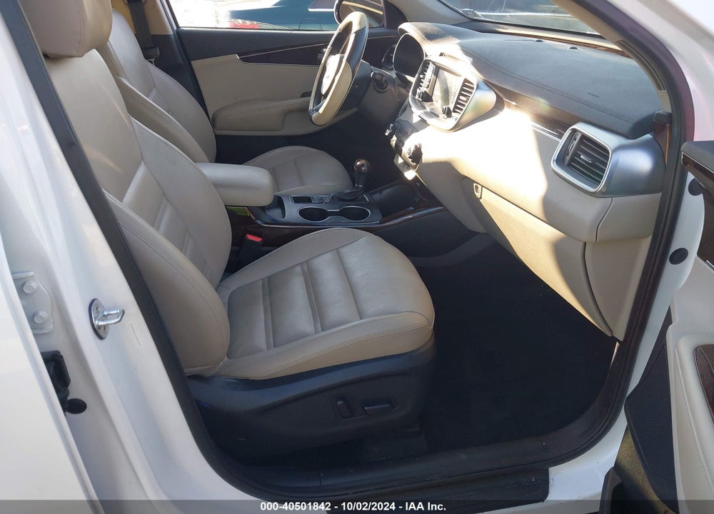2018 KIA SORENTO 3.3L EX VIN: 5XYPHDA53JG401305