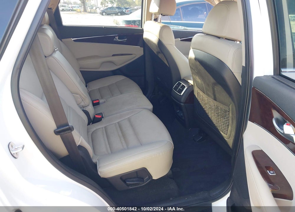 2018 KIA SORENTO 3.3L EX VIN: 5XYPHDA53JG401305