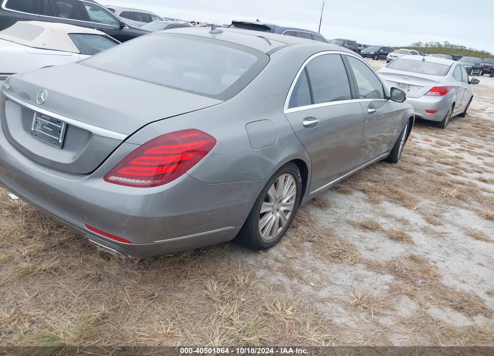 2014 MERCEDES-BENZ S 550 VIN: WDDUG8CB0EA051045