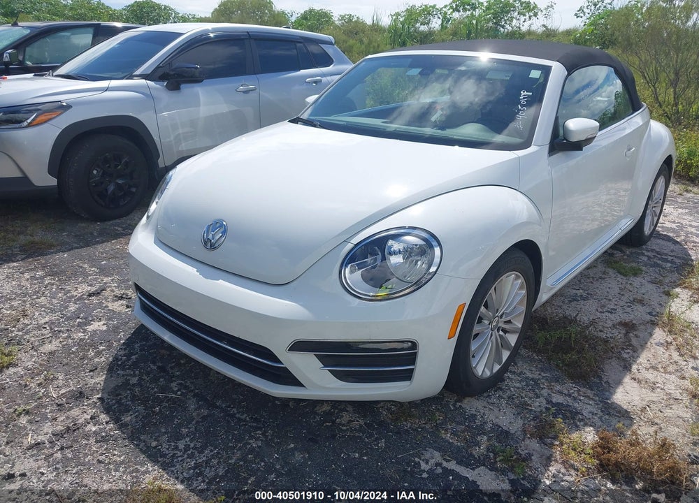 2019 VOLKSWAGEN BEETLE VIN: 3VW5DAAT1KM512274