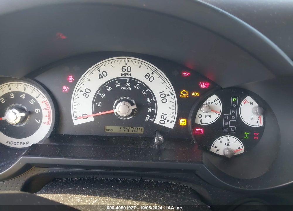 2010 TOYOTA FJ CRUISER VIN: JTEBU4BF1AK081811