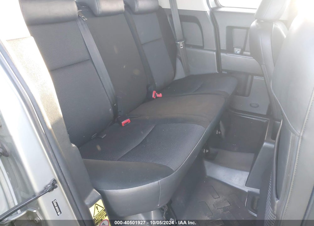 2010 TOYOTA FJ CRUISER VIN: JTEBU4BF1AK081811