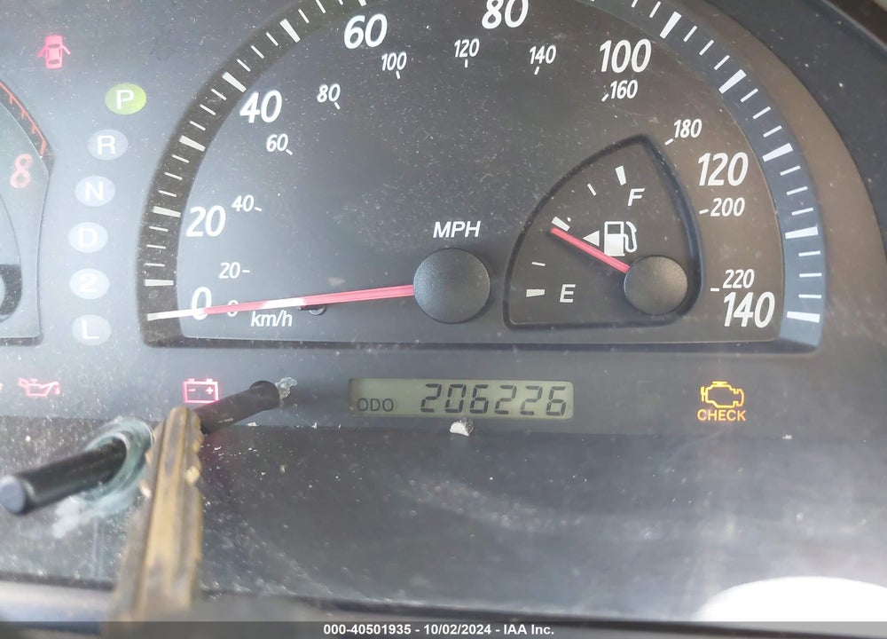 2003 TOYOTA CAMRY XLE VIN: JTDBE32KX30225329