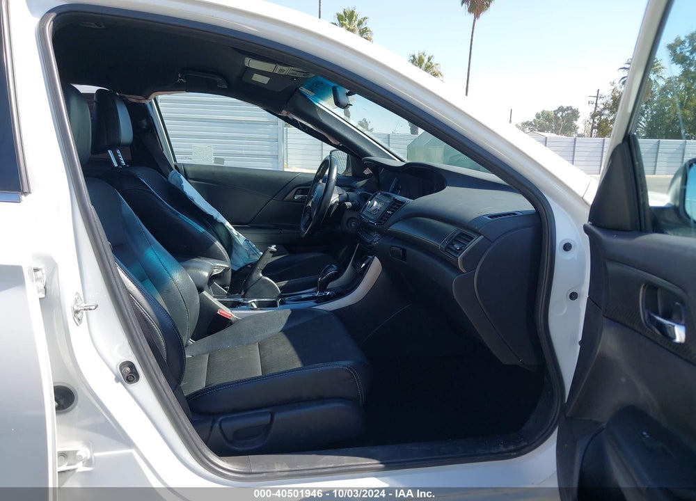 2017 HONDA ACCORD SPORT VIN: 1HGCR2F55HA157807