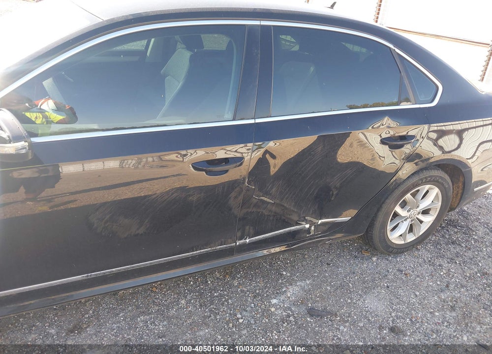 2016 VOLKSWAGEN PASSAT 1.8T S VIN: 1VWAT7A37GC003223