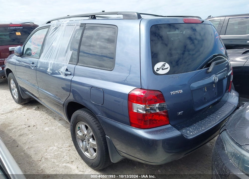2005 TOYOTA HIGHLANDER V6 VIN: JTEGP21A050068251