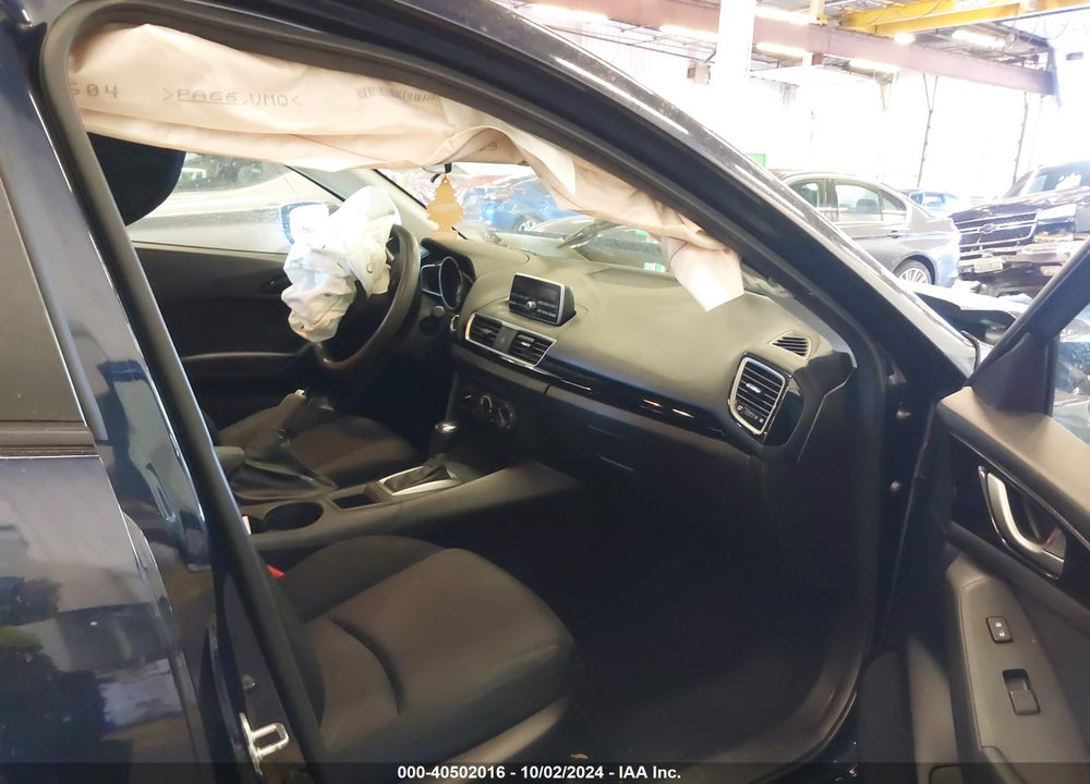 2014 MAZDA 3 I SPORT VIN: JM1BM1U70E1172511