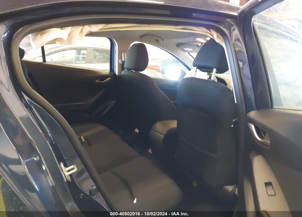 2014 MAZDA 3 I SPORT VIN: JM1BM1U70E1172511