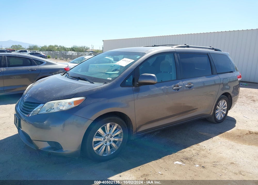 2011 TOYOTA SIENNA LE VIN: 5TDJK3DC0BS012363