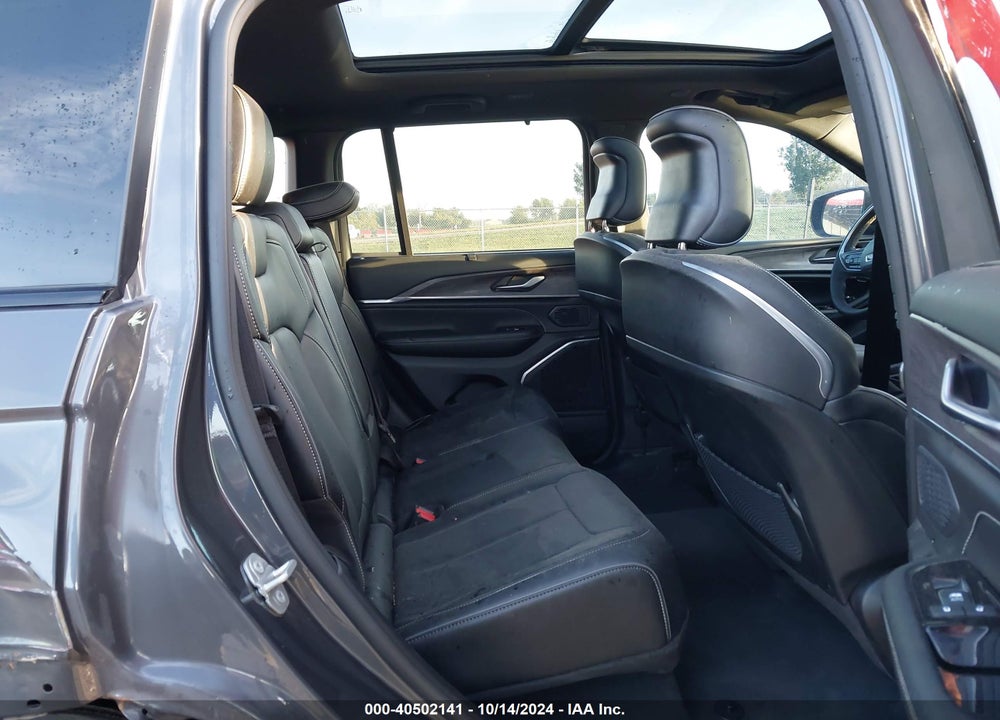 2023 JEEP GRAND CHEROKEE VIN: 1C4RJHDGXP8864365