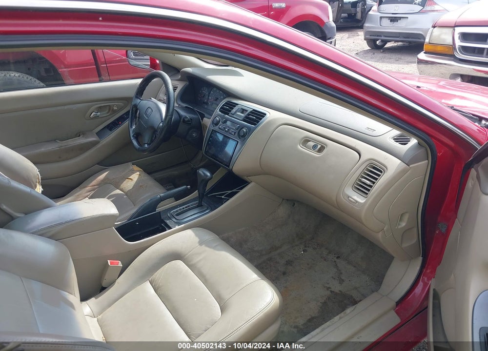 2002 HONDA ACCORD 3.0 EX VIN: 1HGCG22562A010141