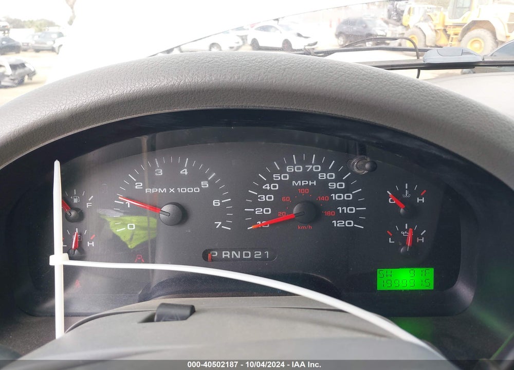 2005 FORD F-150 XLT VIN: 1FTRW12W45KD93753