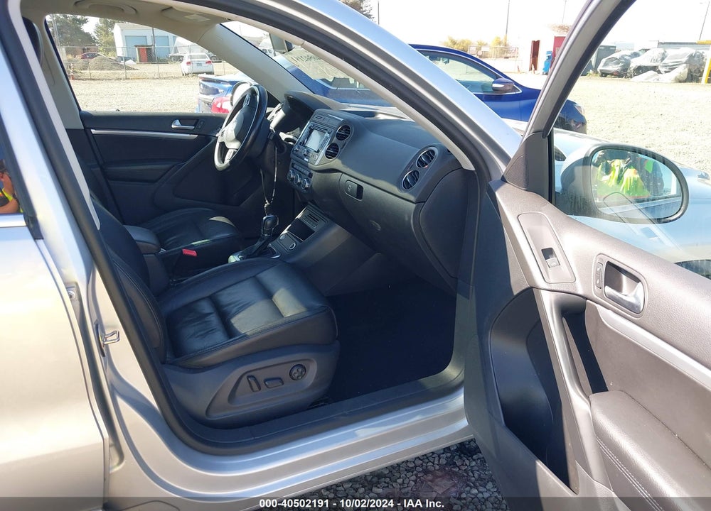 2013 VOLKSWAGEN TIGUAN SEL VIN: WVGBV7AX3DW511408