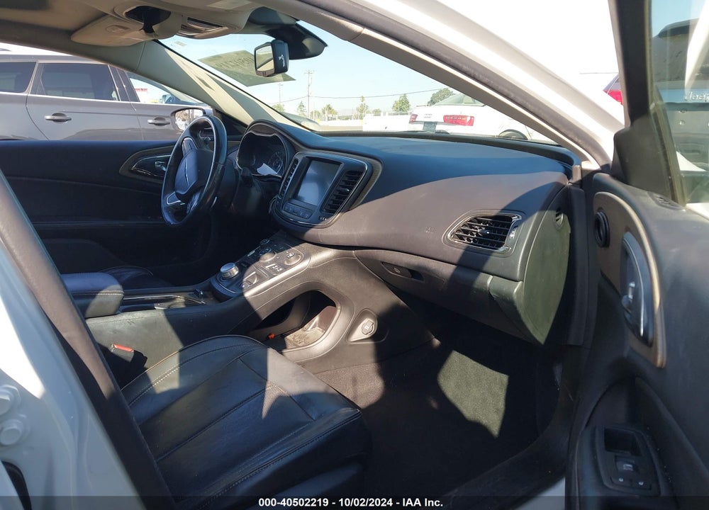 2015 CHRYSLER 200 C VIN: 1C3CCCCG0FN573334