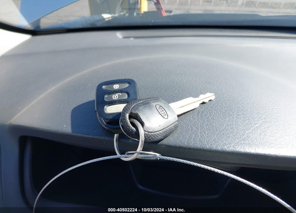 2008 KIA SPECTRA EX VIN: KNAFE122885508860