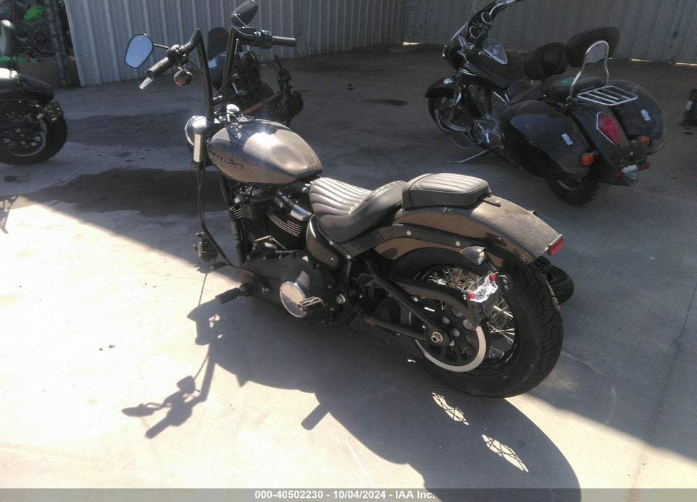 2020 HARLEY-DAVIDSON FXBB VIN: 1HD1YJJ19LB072932