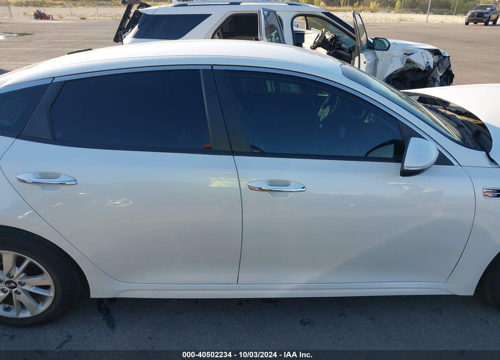 2017 KIA OPTIMA LX VIN: 5XXGT4L30HG136609