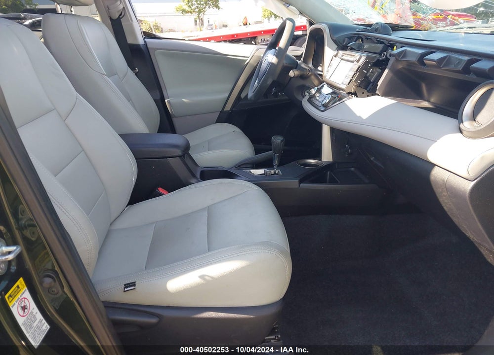 2013 TOYOTA RAV4 XLE VIN: 2T3WFREV6DW005108