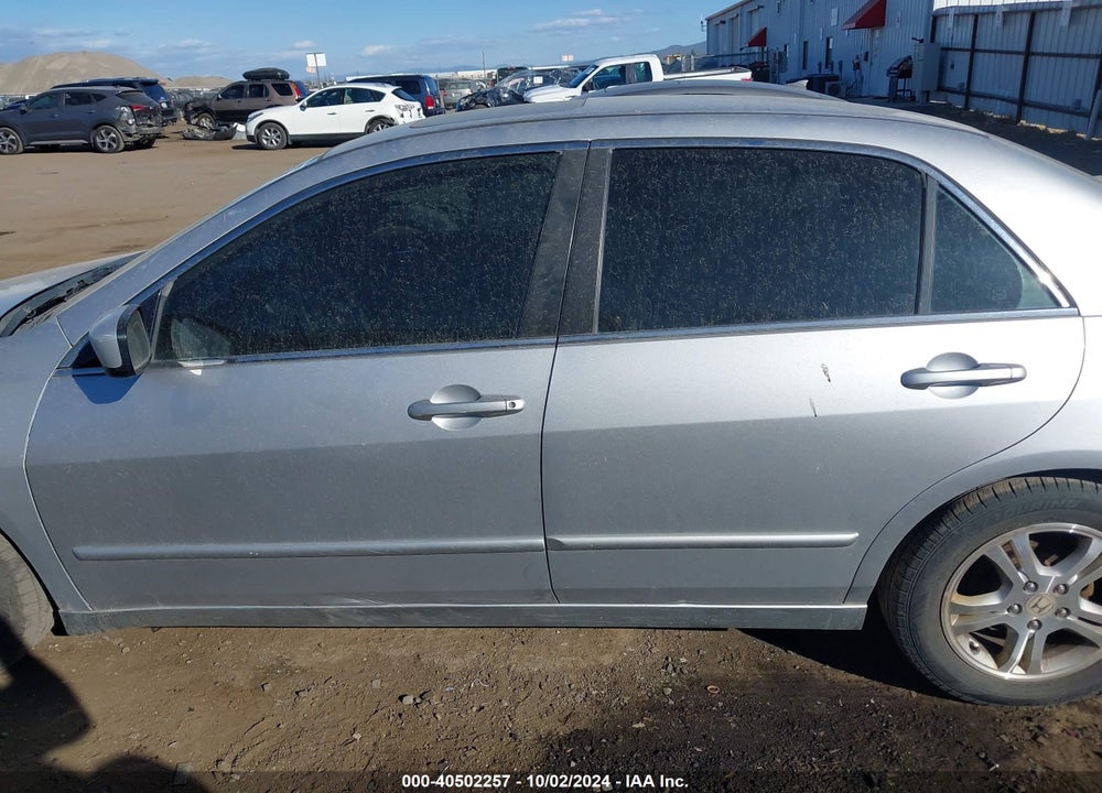 2007 HONDA ACCORD 2.4 EX VIN: 1HGCM56747A092545