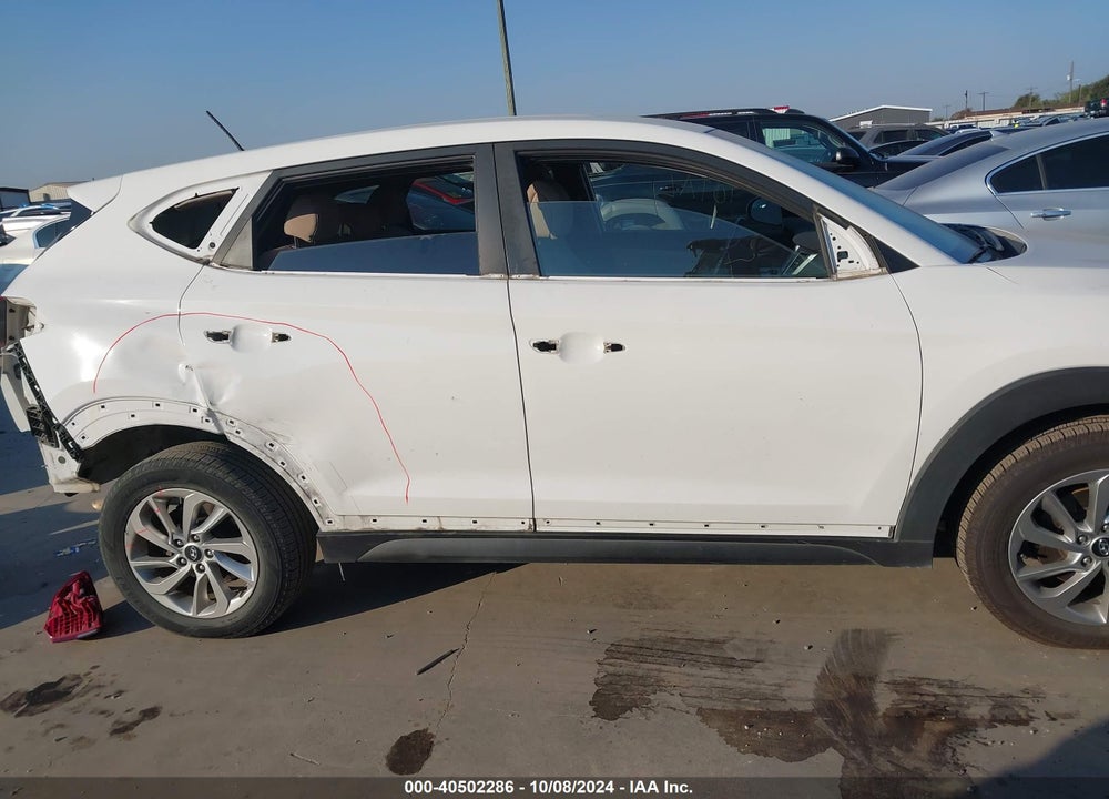2016 HYUNDAI TUCSON SE VIN: KM8J23A44GU231323