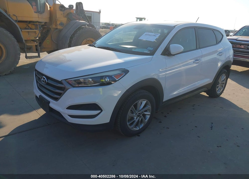 2016 HYUNDAI TUCSON SE VIN: KM8J23A44GU231323
