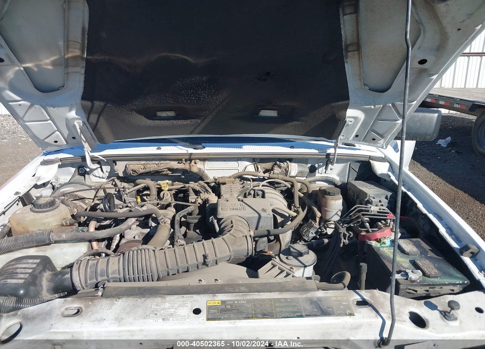 2010 FORD RANGER XLT VIN: 1FTKR1AD8APA02044