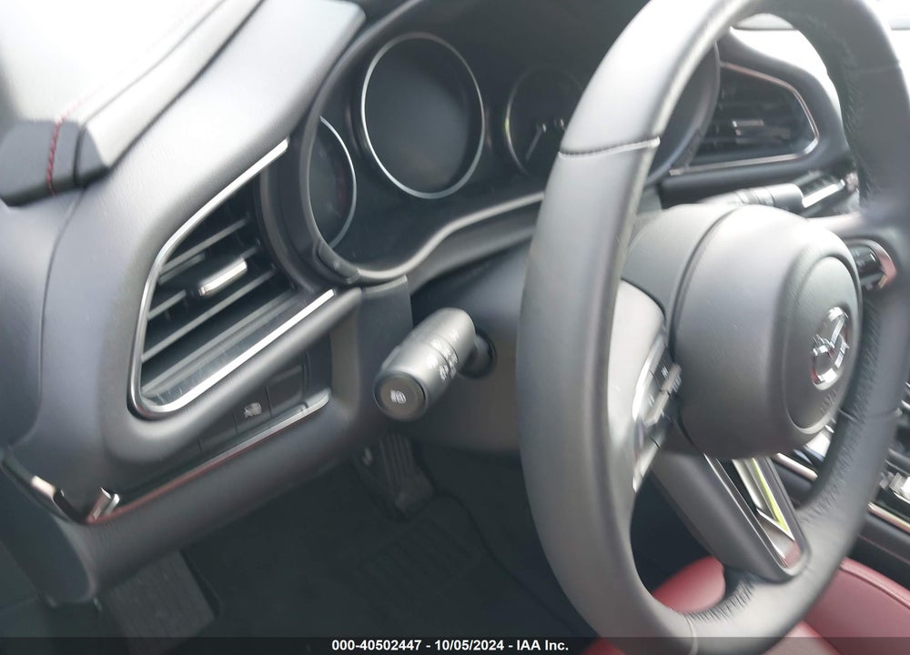 2024 MAZDA CX-30 2.5 S CARBON EDITION VIN: 3MVDMBCM1RM690883