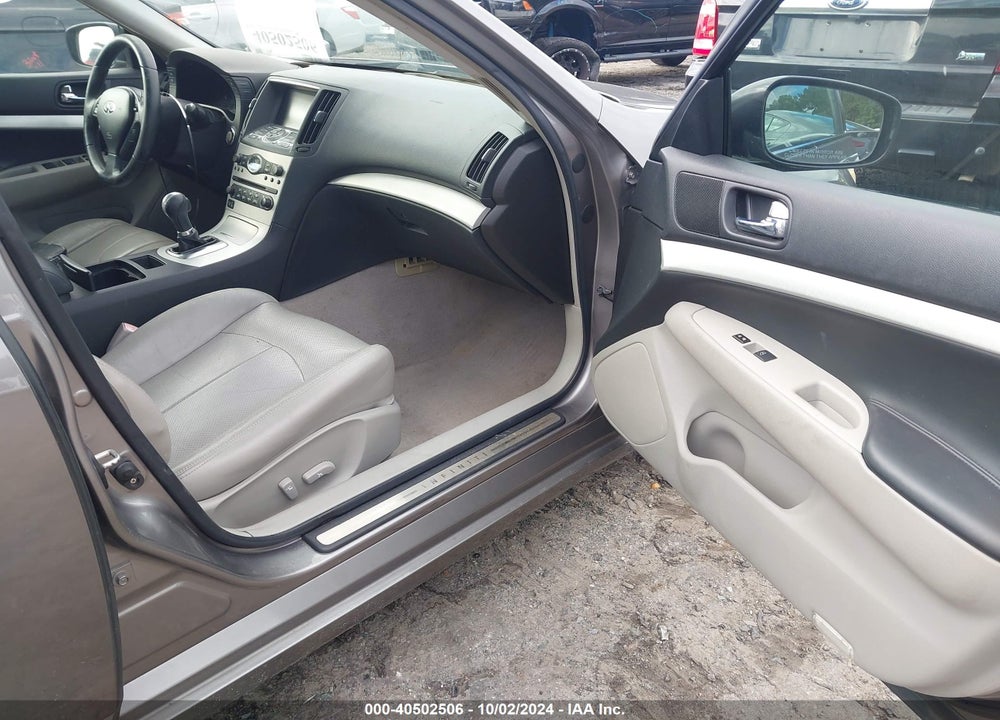 2009 INFINITI G37 VIN: JNKCV61E69M013142
