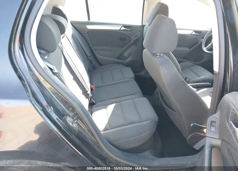 2011 VOLKSWAGEN GOLF 2.5L 4-DOOR VIN: WVWDB7AJ4BW150639