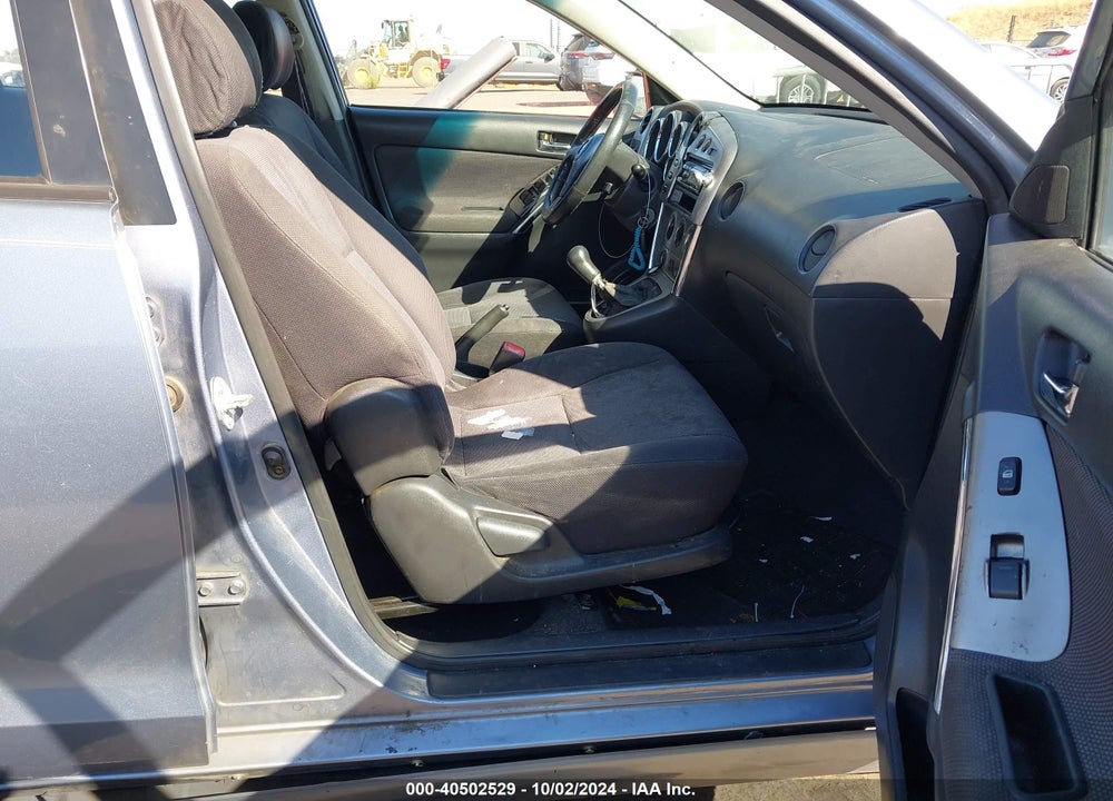 2004 TOYOTA MATRIX/XR VIN: 2T1KR32E84C229398
