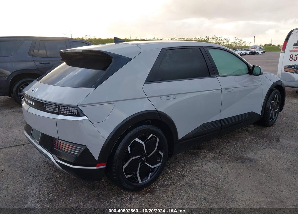 2023 HYUNDAI IONIQ 5 SE STANDARD RANGE VIN: KM8KM4AB8PU137447
