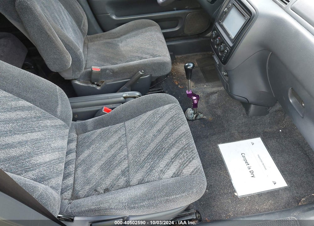 2001 HONDA CR-V LX VIN: JHLRD28461S006988