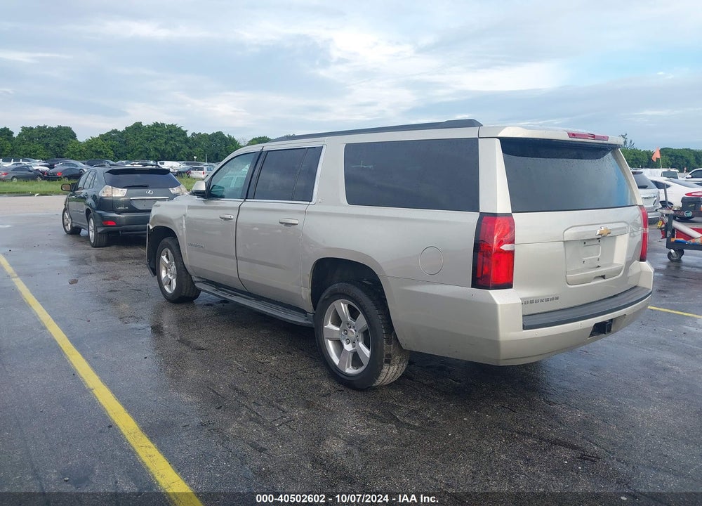 2015 CHEVROLET SUBURBAN 1500 LT VIN: 1GNSKJKC1FR226981