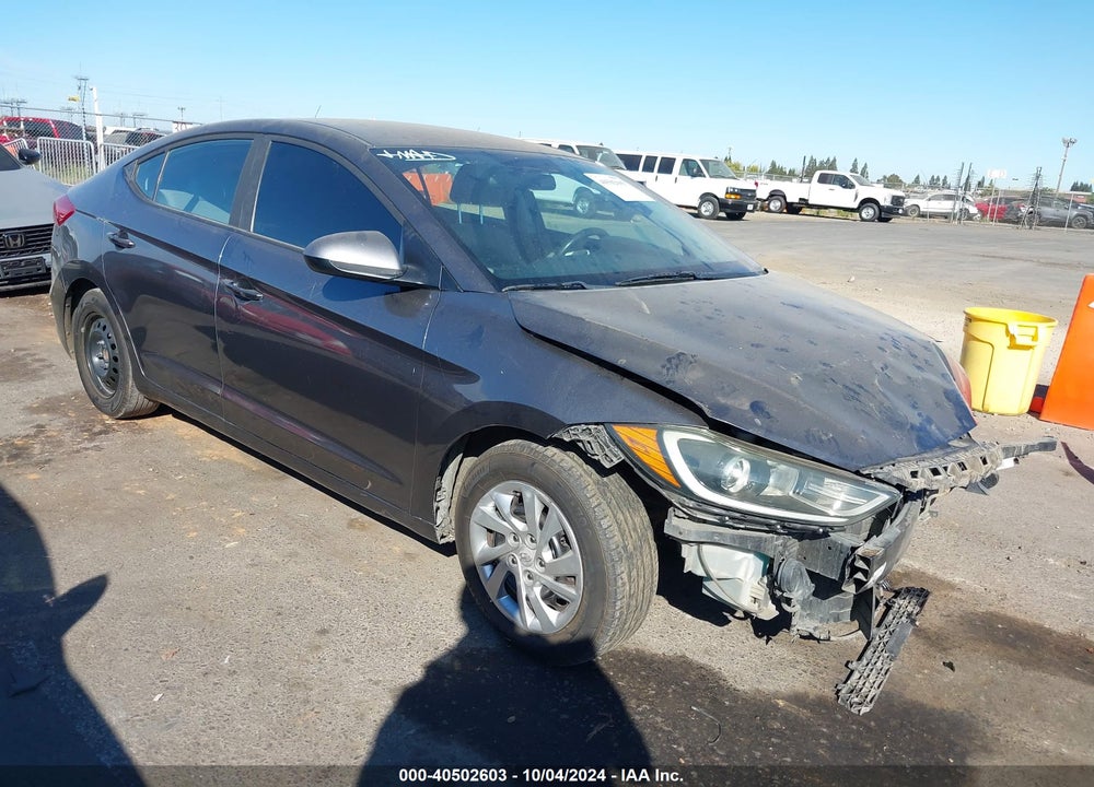 2018 HYUNDAI ELANTRA SE VIN: 5NPD74LF6JH395648
