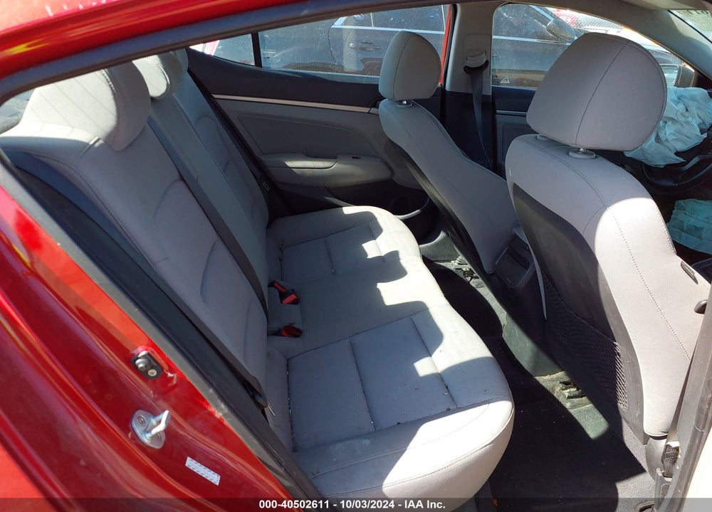 2017 HYUNDAI ELANTRA SE VIN: KMHD84LF7HU208250