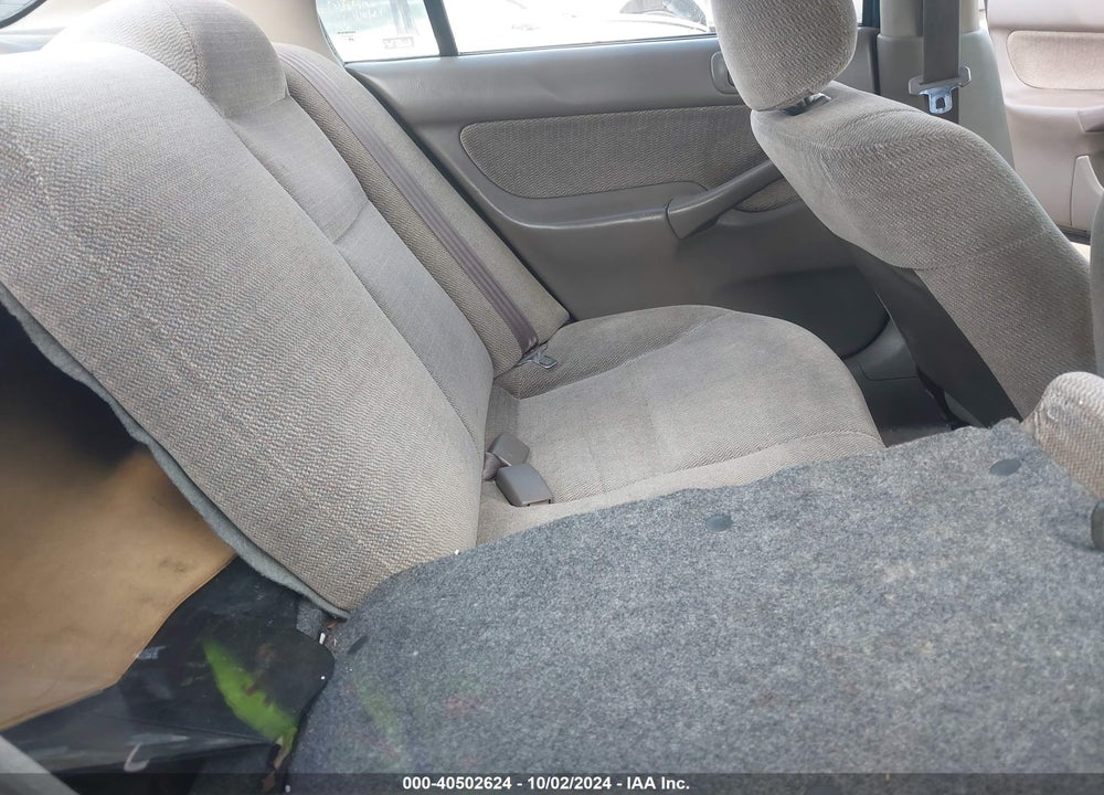 1998 HONDA CIVIC LX VIN: 2HGEJ6677WH619890