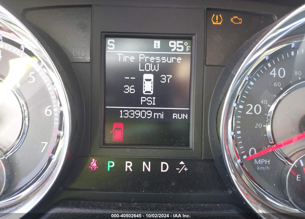 2012 CHRYSLER TOWN & COUNTRY TOURING VIN: 2C4RC1BG7CR226576