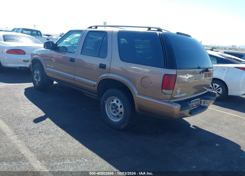 2004 CHEVROLET BLAZER LS VIN: 1GNDT13X54K157192
