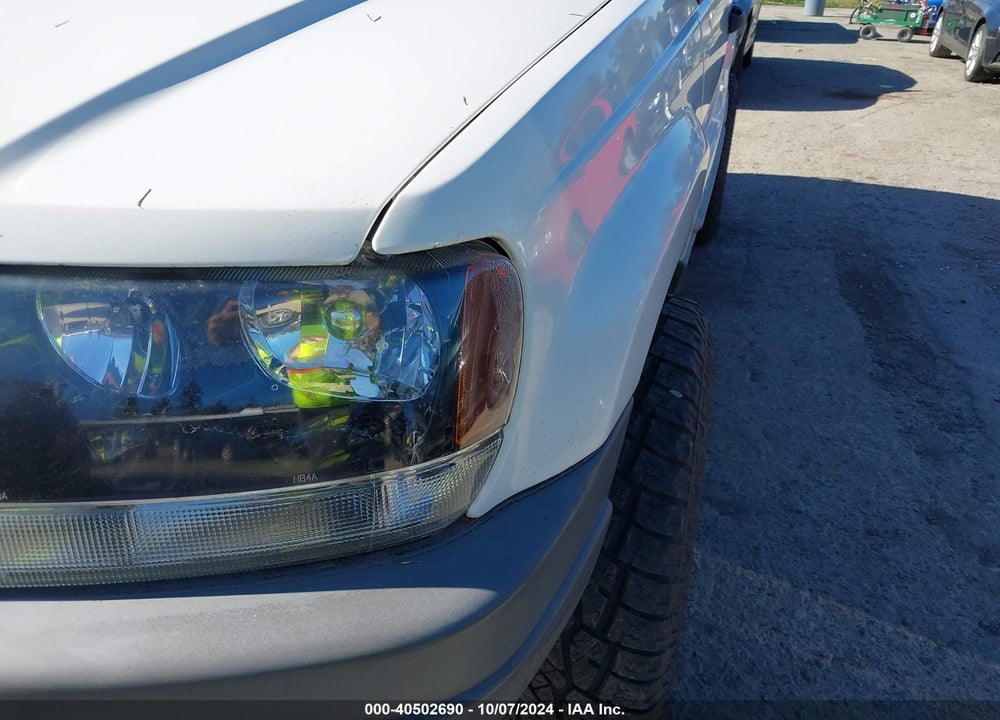 2000 JEEP GRAND CHEROKEE LAREDO VIN: 1J4GW48N0YC199303