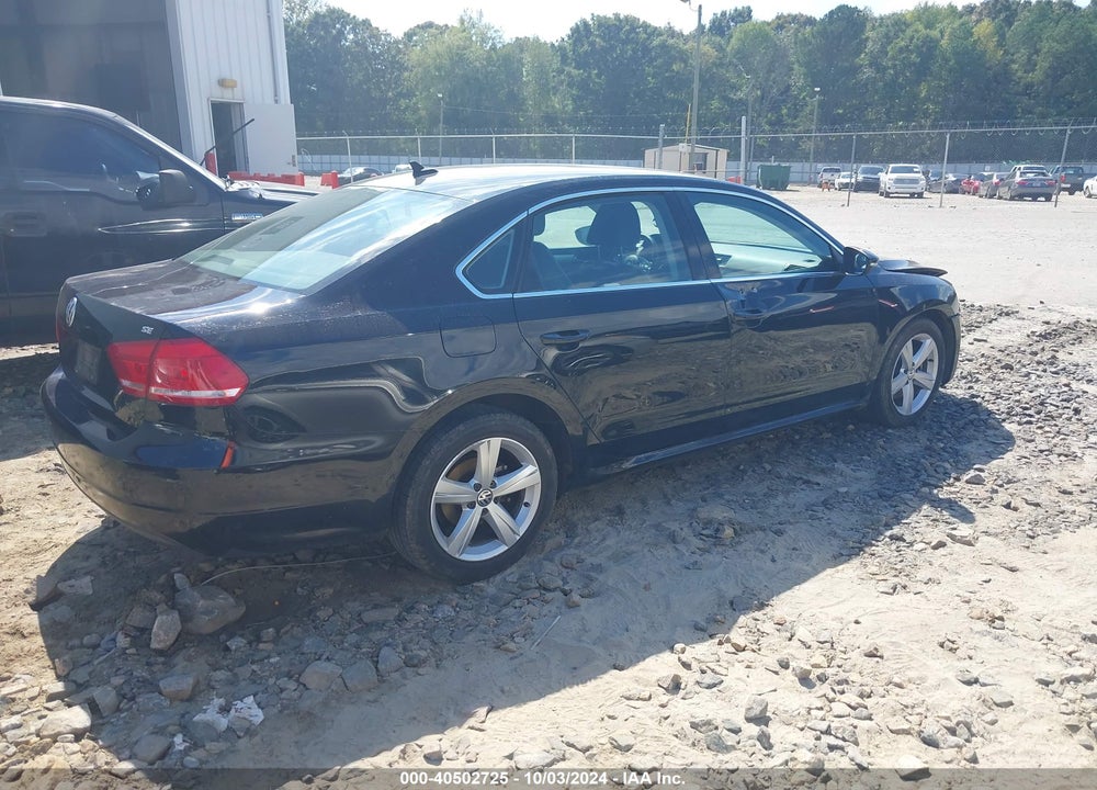 2012 VOLKSWAGEN PASSAT 2.5L SE VIN: 1VWBP7A3XCC052290