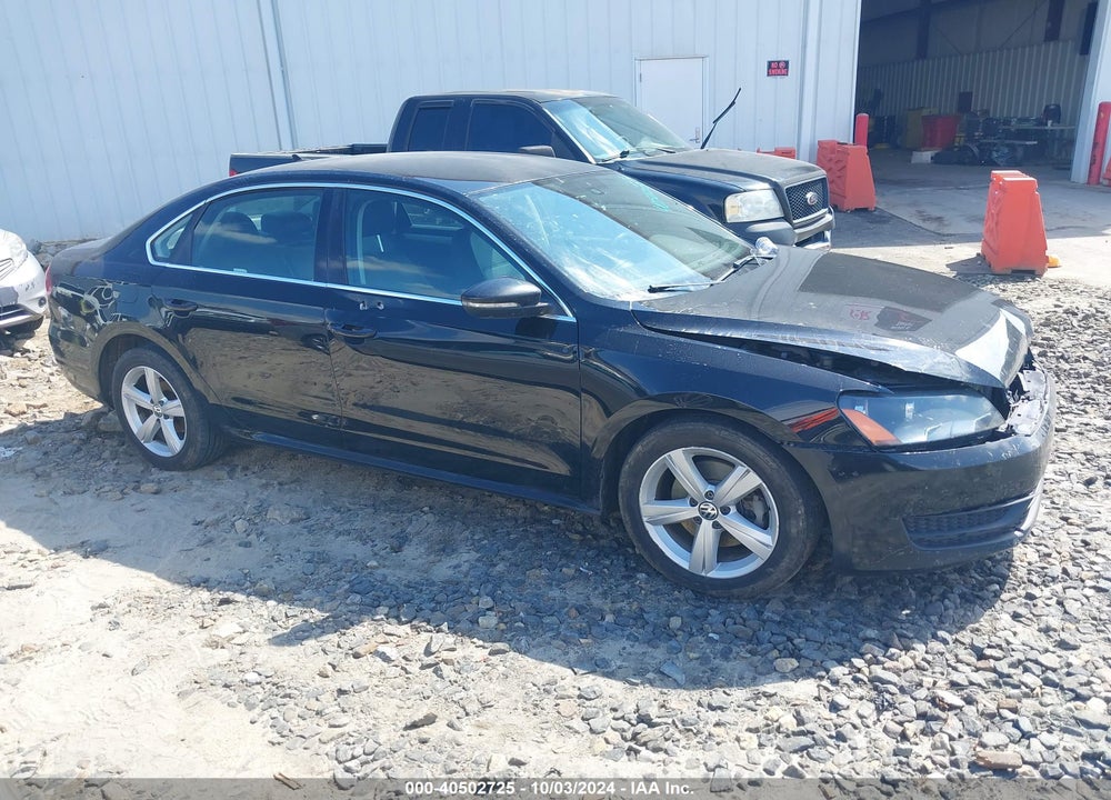 2012 VOLKSWAGEN PASSAT 2.5L SE VIN: 1VWBP7A3XCC052290