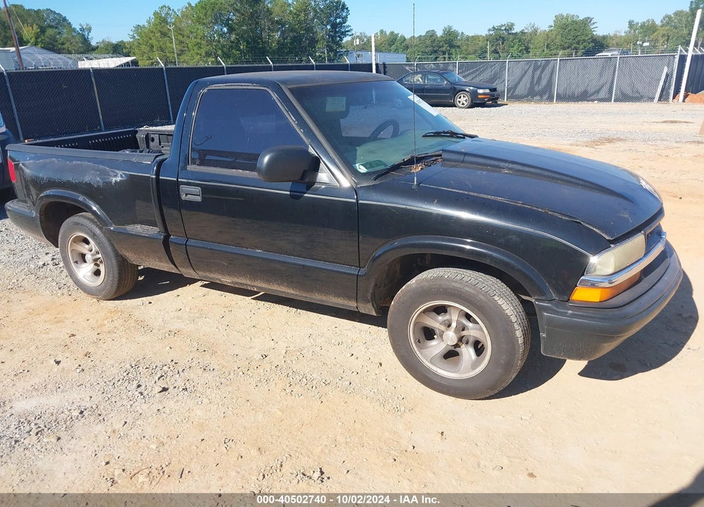 2002 CHEVROLET S-10 LS VIN: 1GCCS145828109829