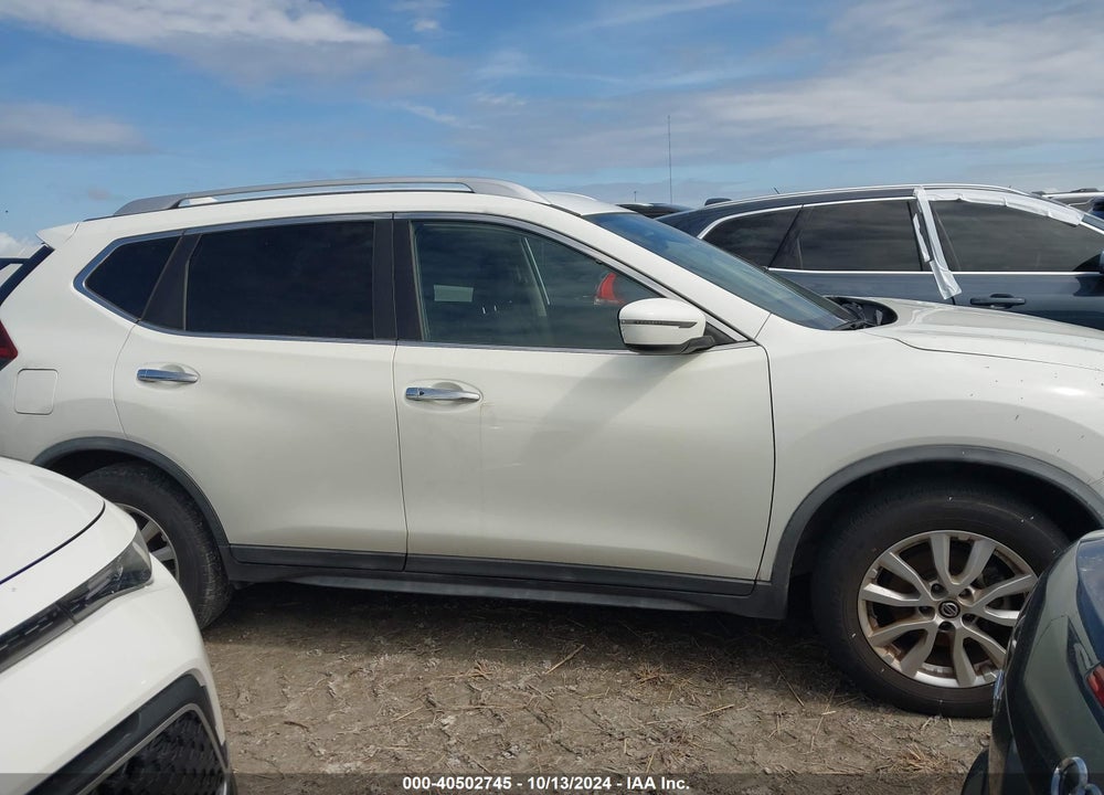 2019 NISSAN ROGUE SV VIN: KNMAT2MT0KP539255