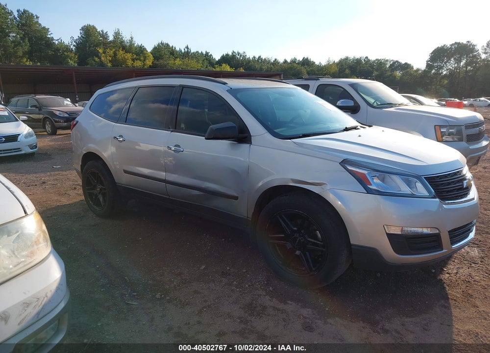 2015 CHEVROLET TRAVERSE LS VIN: 1GNKVFKDXFJ205140