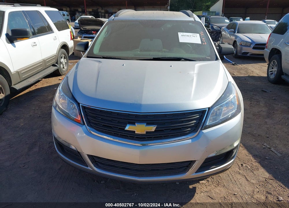 2015 CHEVROLET TRAVERSE LS VIN: 1GNKVFKDXFJ205140