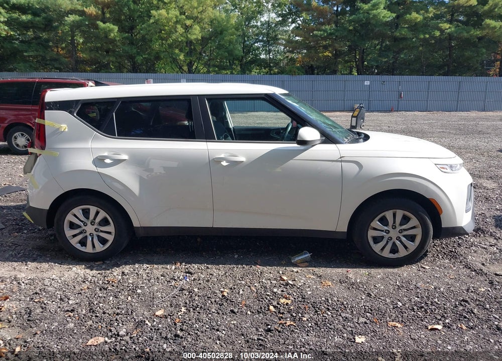 2022 KIA SOUL LX VIN: KNDJ23AU0N7805836