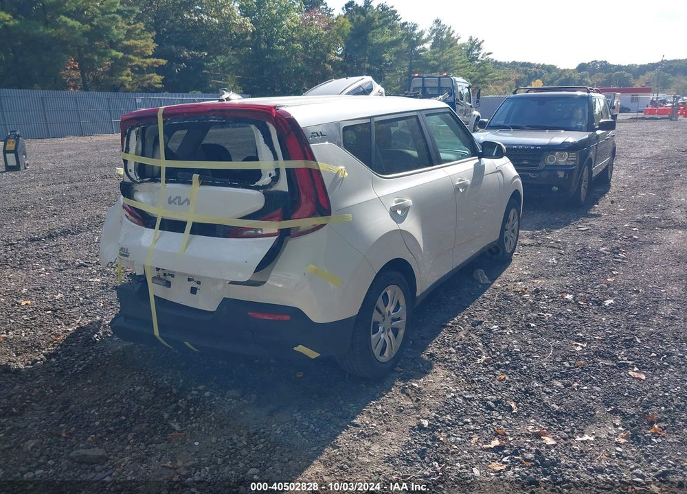 2022 KIA SOUL LX VIN: KNDJ23AU0N7805836