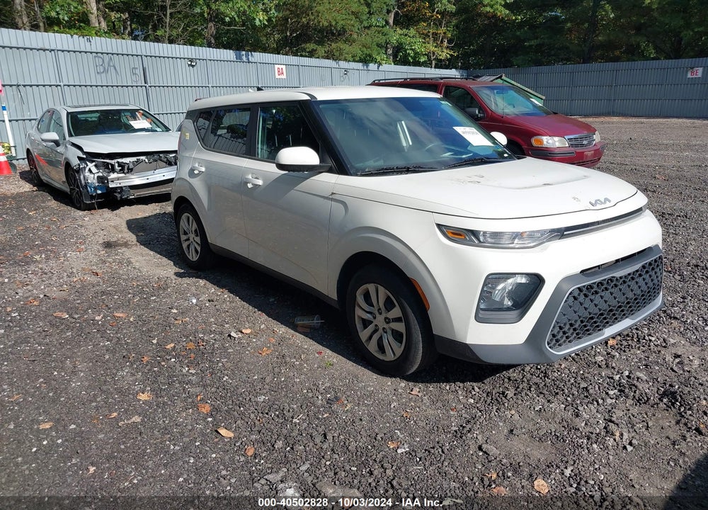 2022 KIA SOUL LX VIN: KNDJ23AU0N7805836